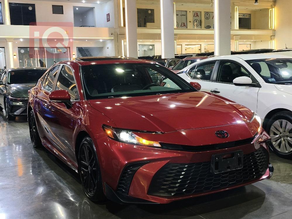 تۆیۆتا کامری